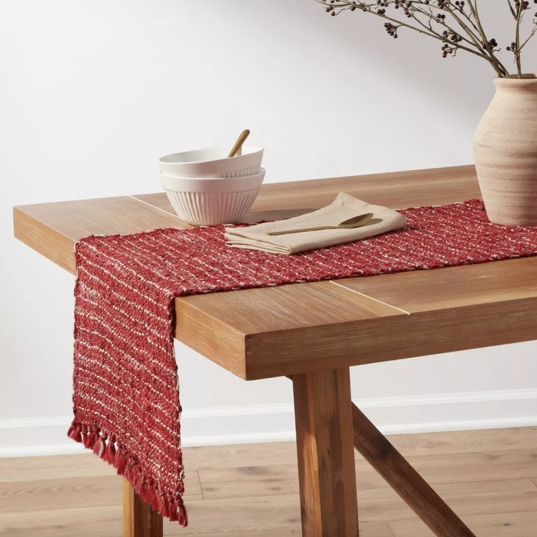 red table runner
