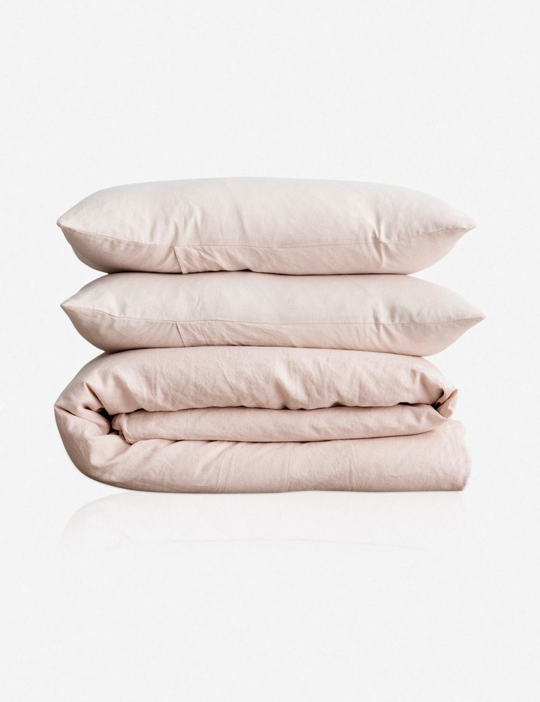 blush room decor with linen bedding by Cultiver