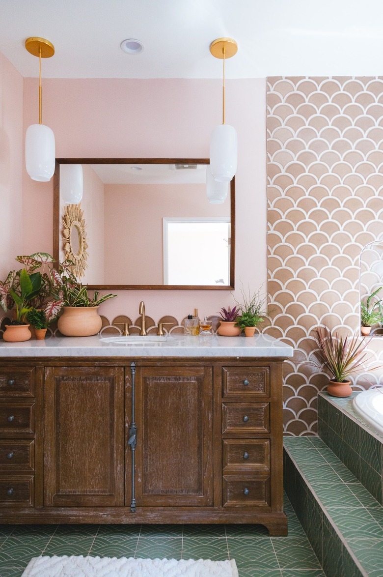 pink bathroom