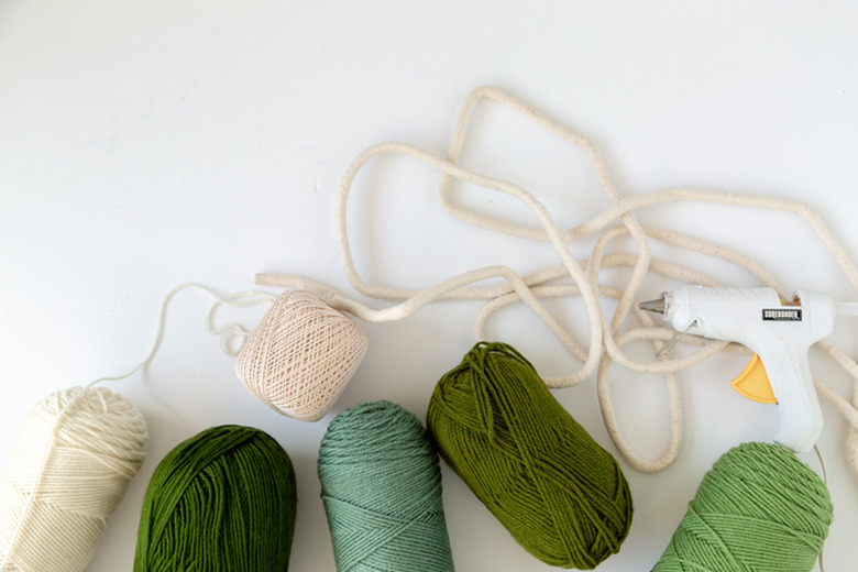 Boho Holiday Garland DIY materials