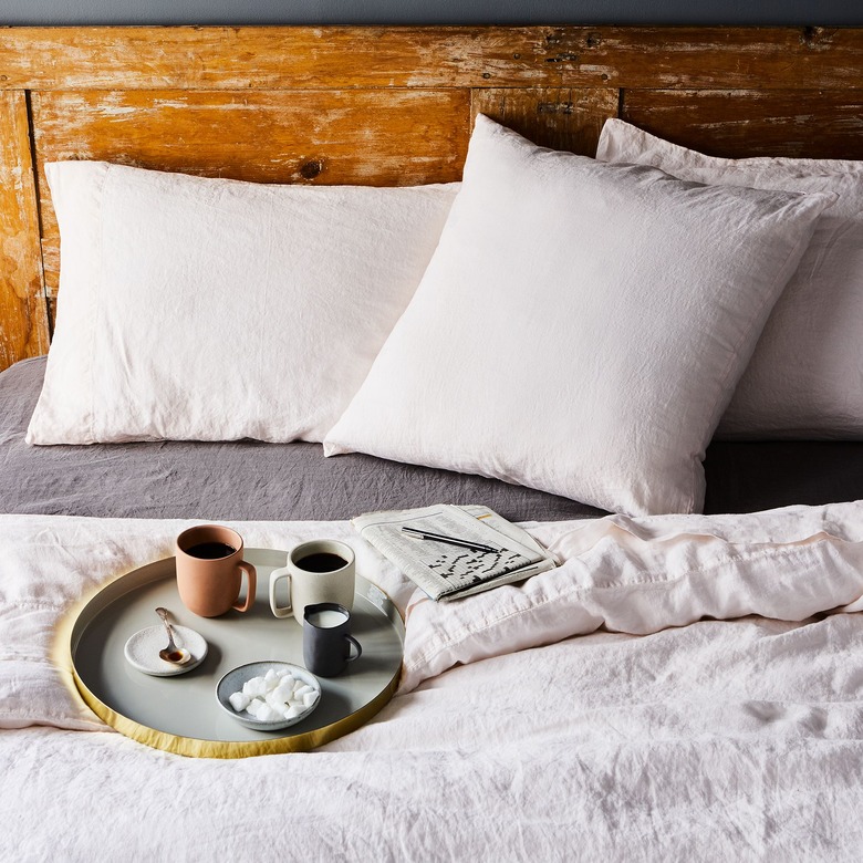 linen bedding
