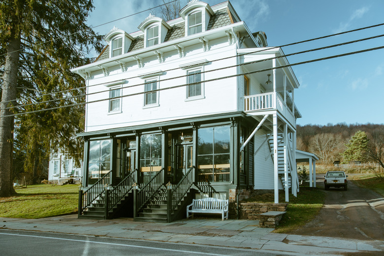 brushland eating house