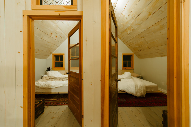 brushland eating house