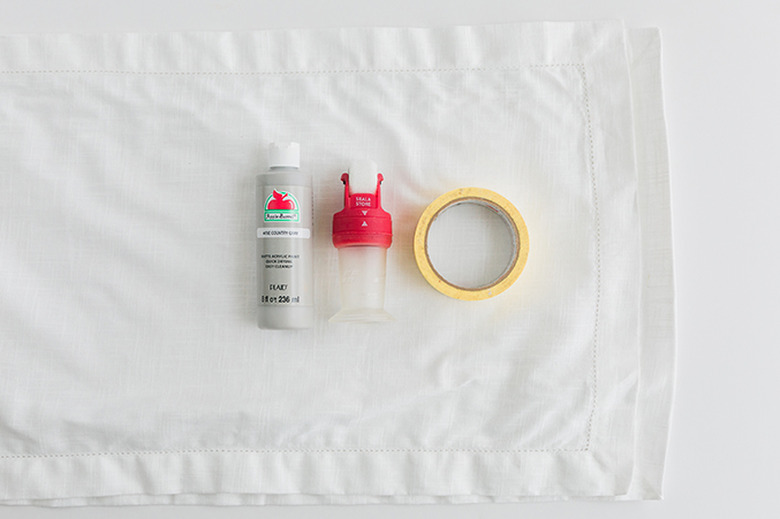 Here's what you'll need to make your DIY striped table runner.