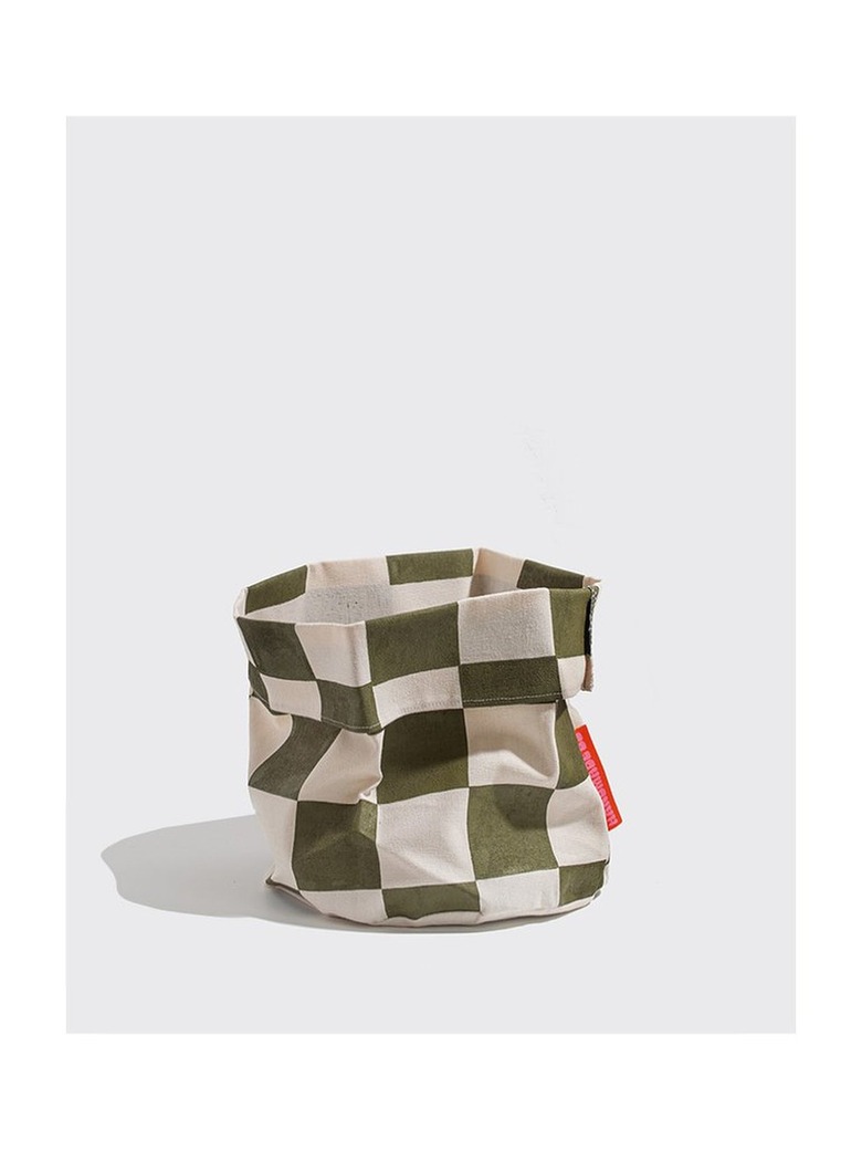 Lauren Brown Planter Cover