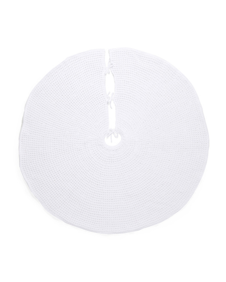 knit and sherpa tree skirt