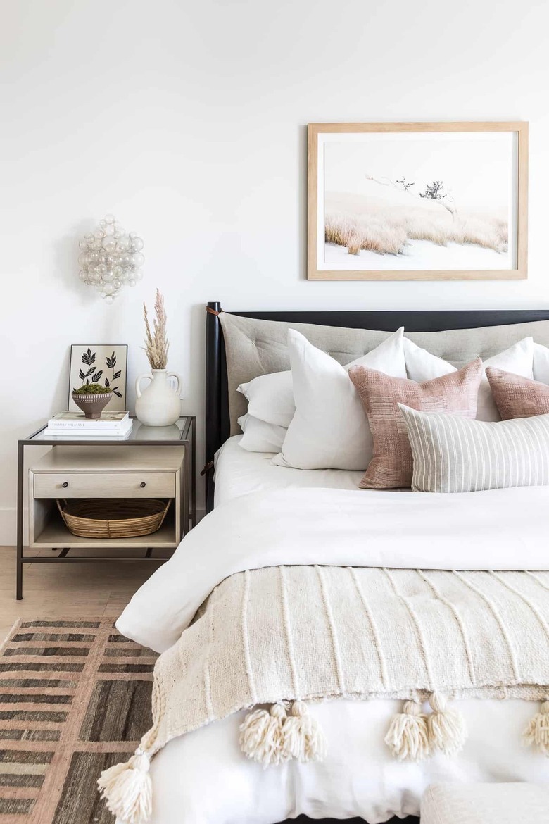 sculptural wall sconce for bedroom wall decor