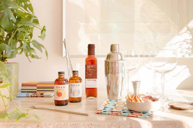 bombay sapphire gift guide