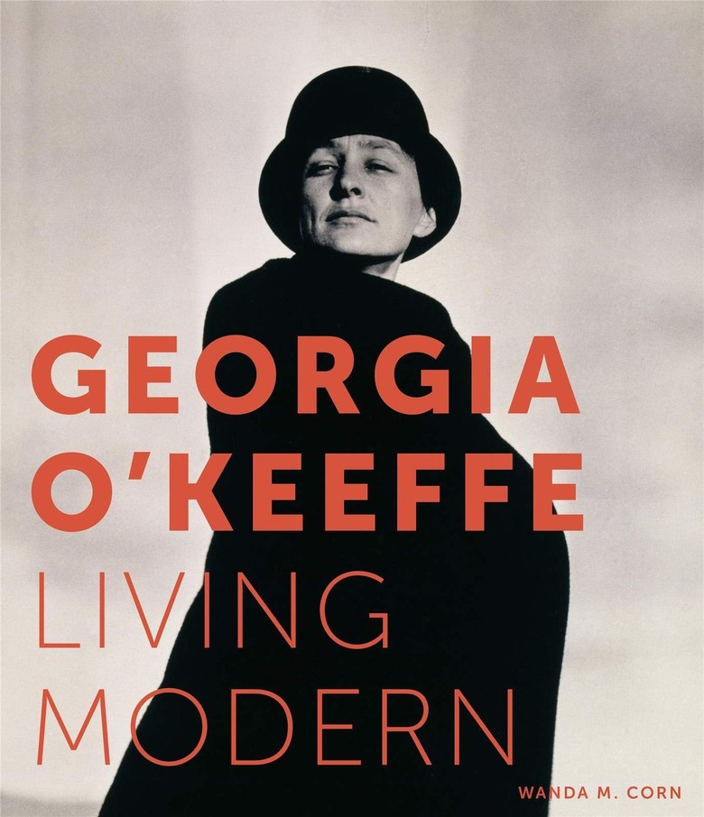 Georgia O'Keefe: Living Modern
