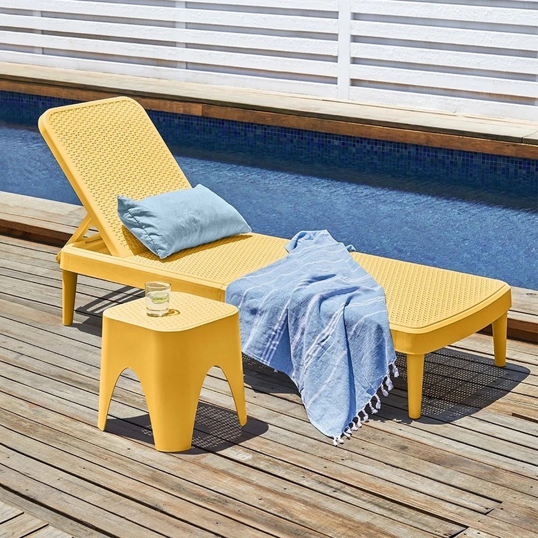 yellow lounger single chaise