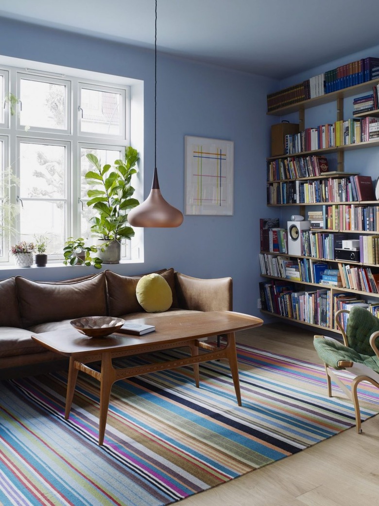periwinkle and brown living room color idea