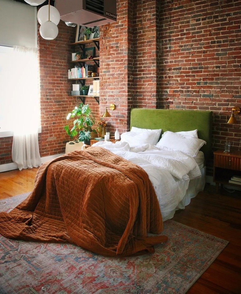 terra cotta and olive green bedroom color idea