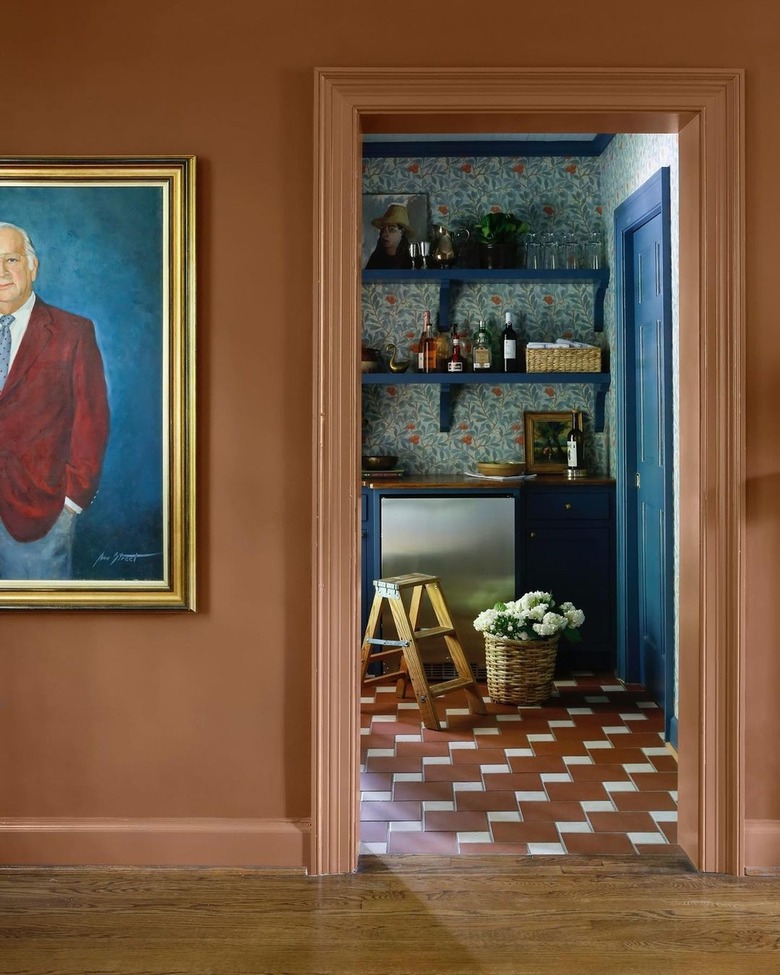 terra cotta and navy blue color idea