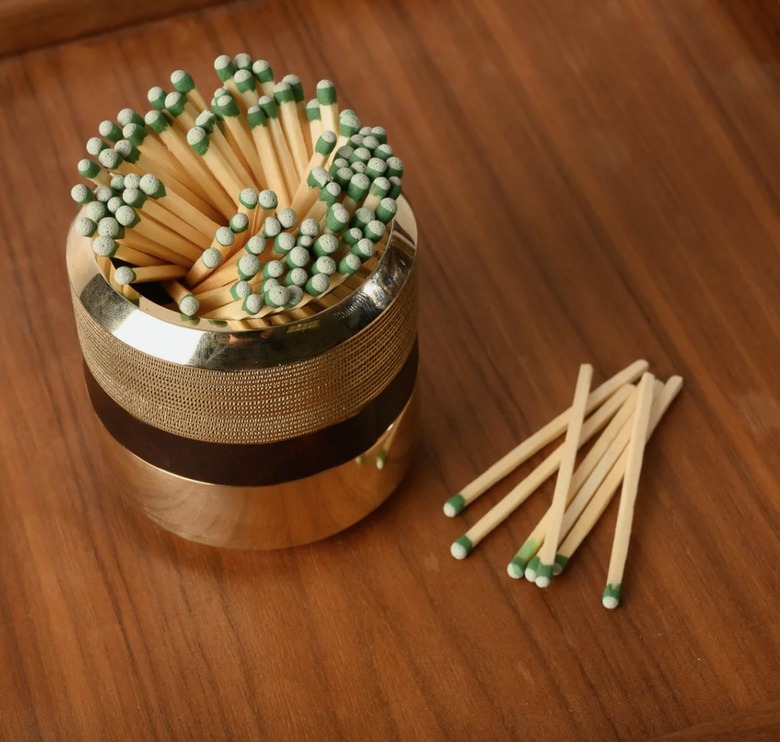 Moore & Giles Match Striker