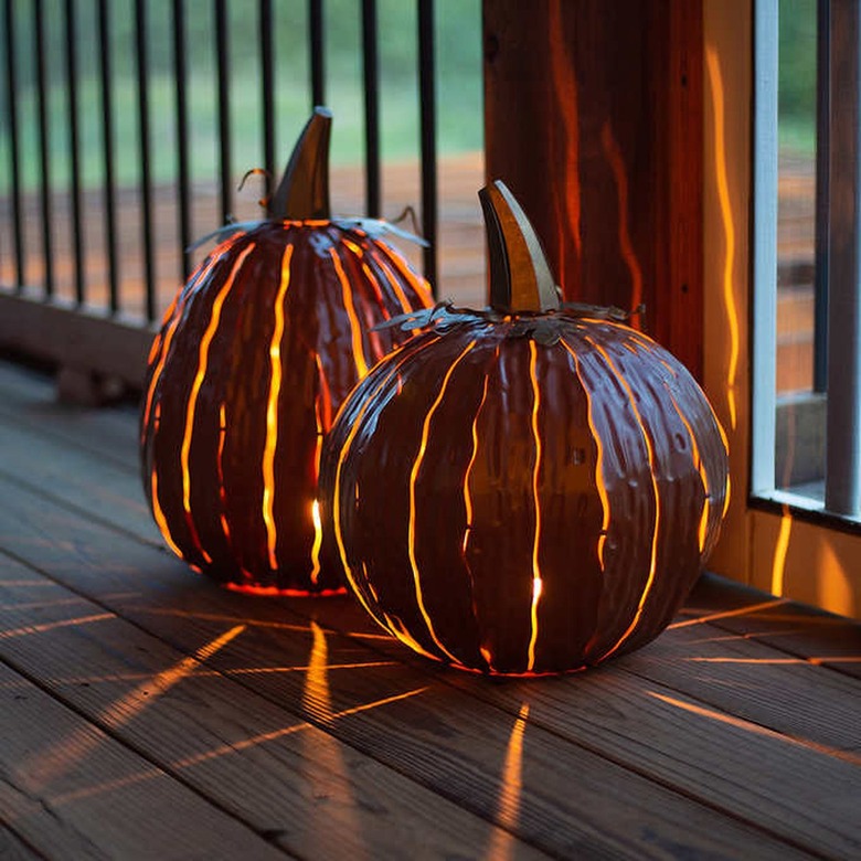 two pumpkin lanterns