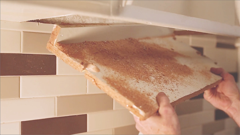 Removing bottom of cabinet