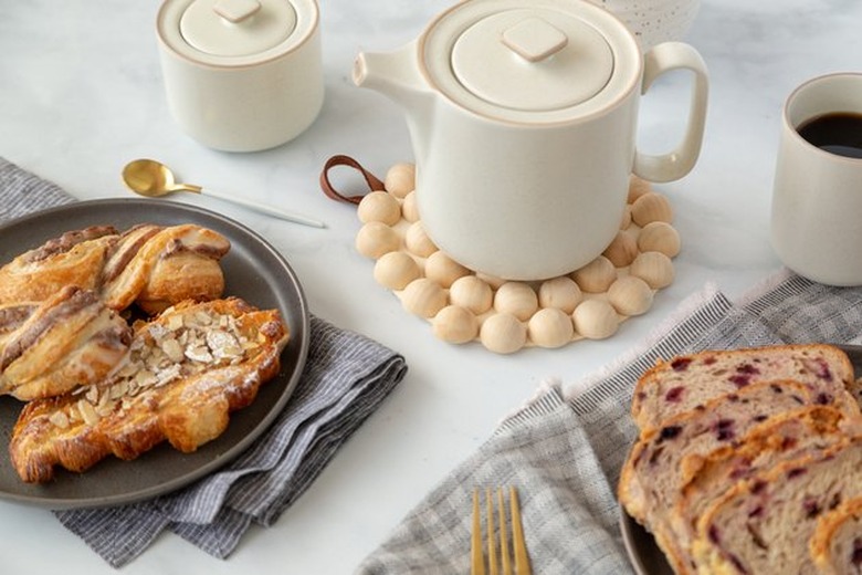 Use beads to make a sweet and simple wood trivet.