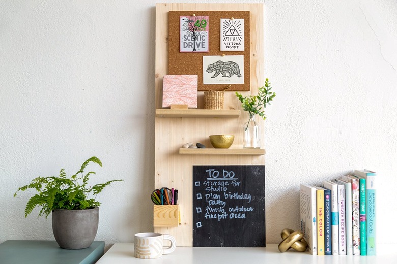 Memo board with a cork board