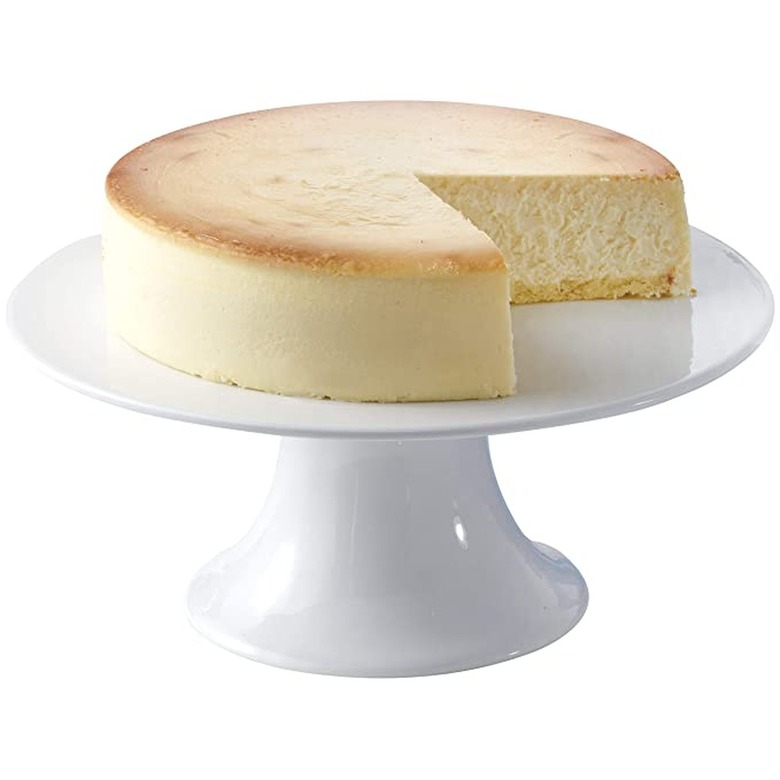 amazon Junior's Cheesecake on pedestal
