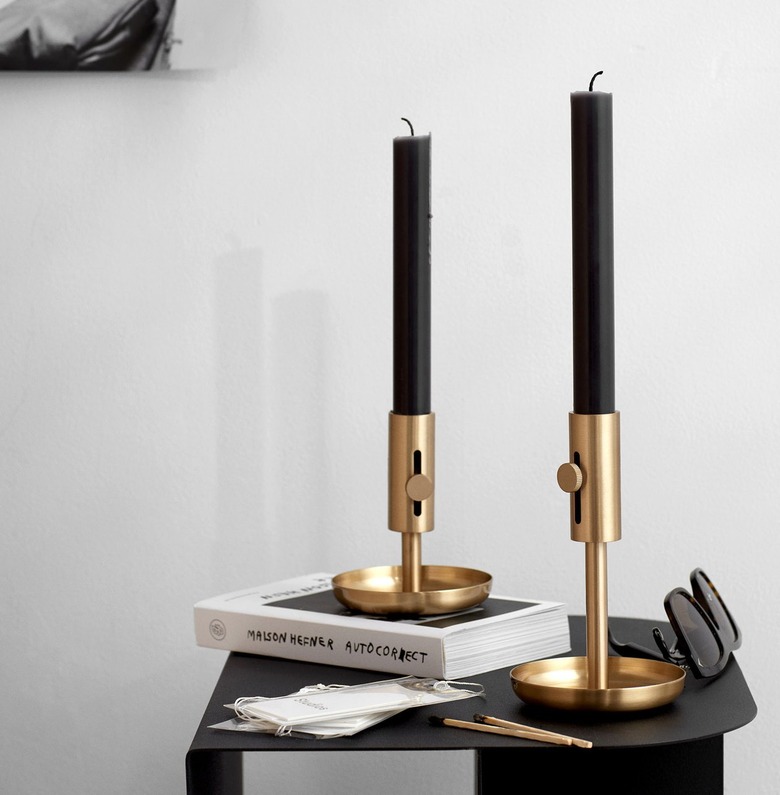 Northern Granny Candleholder