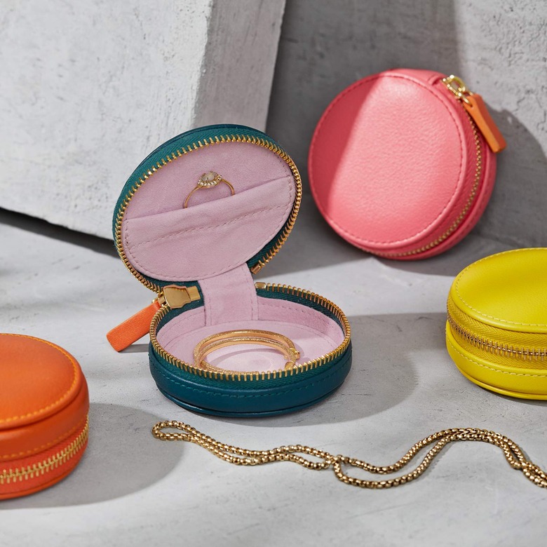 Stow Compass Leather Accessories Case