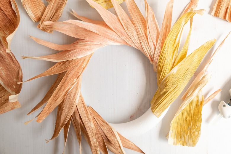 DIY Corn Husk Wreath
