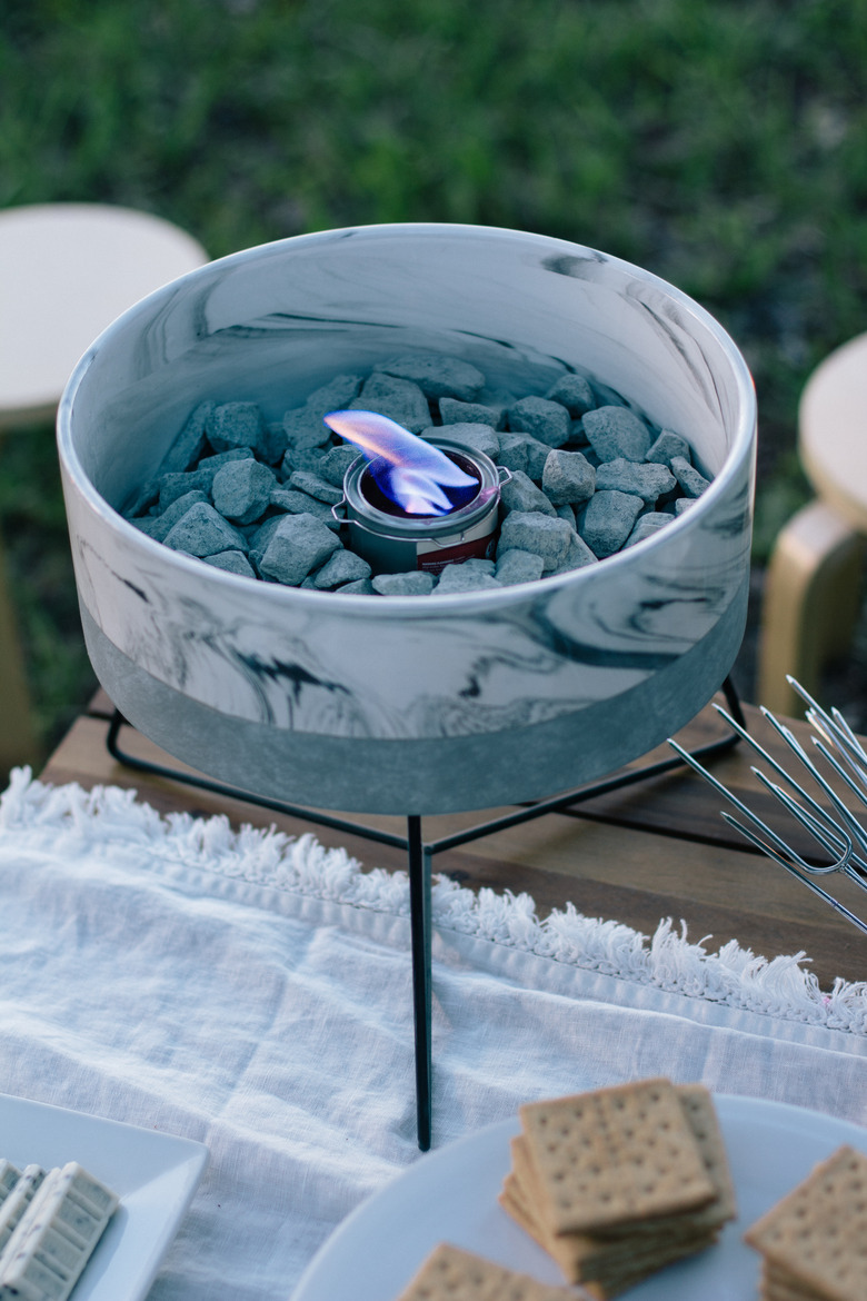 Outdoor S'mores Station