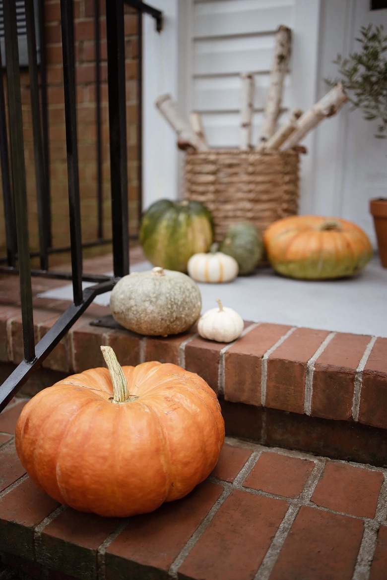 Heirloom pumpkins on porch steps