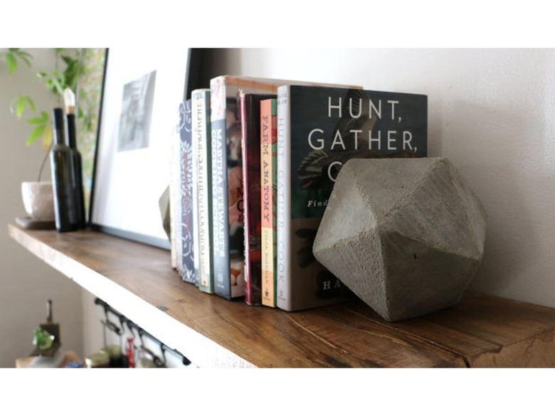 DIY Geometric Concrete Bookends