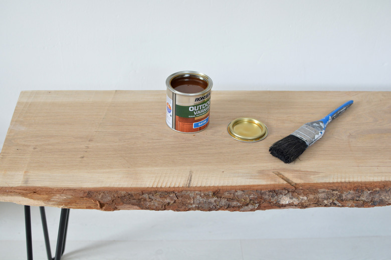 DIY Modern Garden Bench