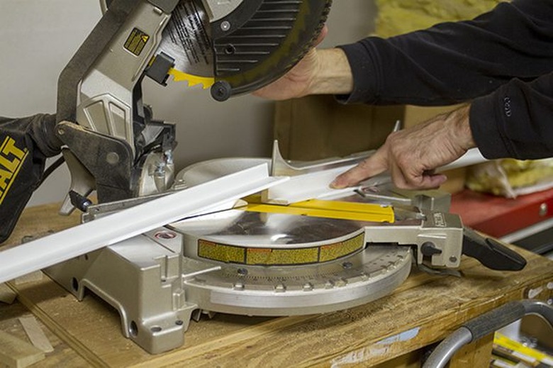 How to Make a Mod Painted Wood Headboard