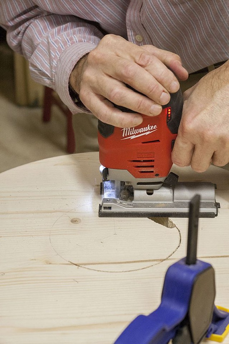 DIY Modern Planter/Side Table Tutorial