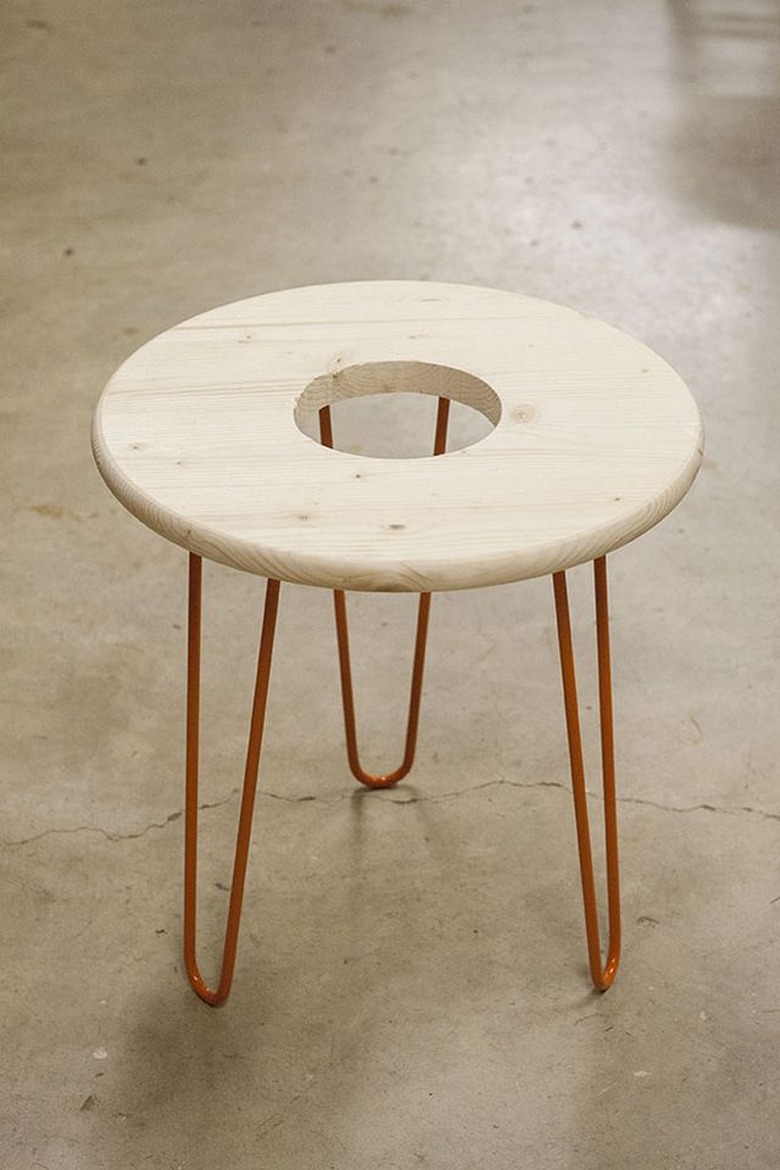 DIY Modern Planter/Side Table Tutorial