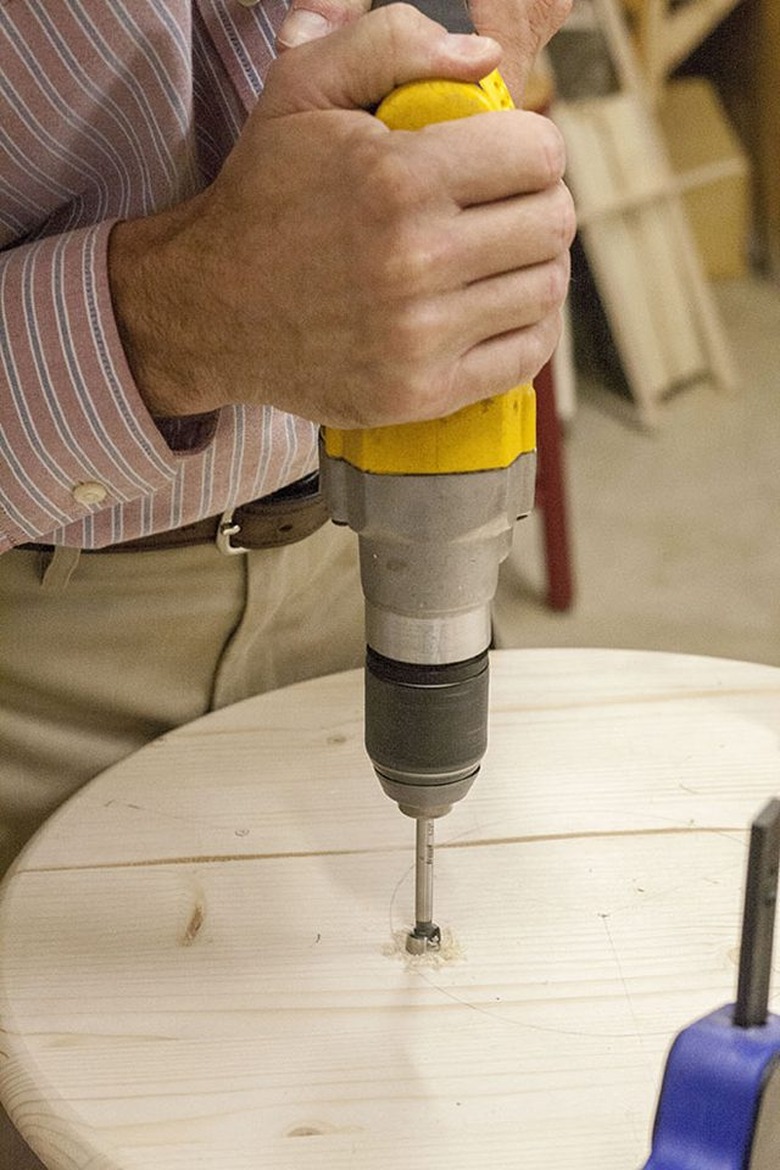 DIY Modern Planter/Side Table Tutorial