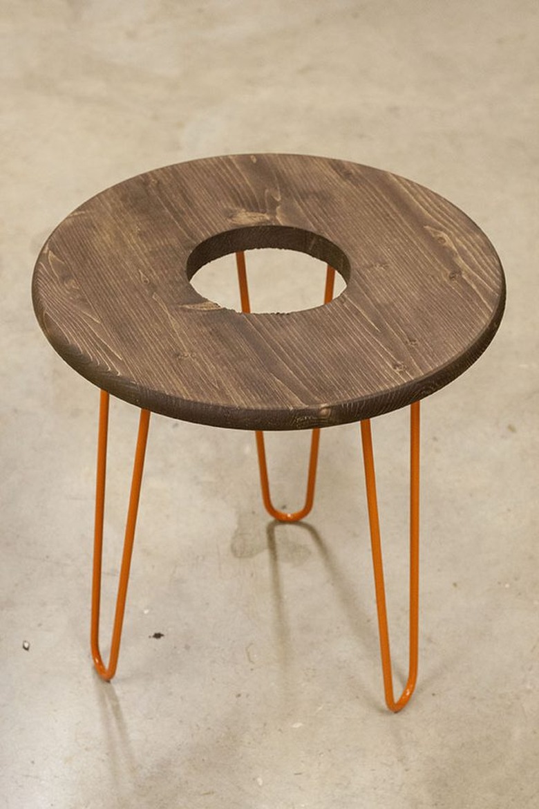 DIY Modern Planter/Side Table Tutorial