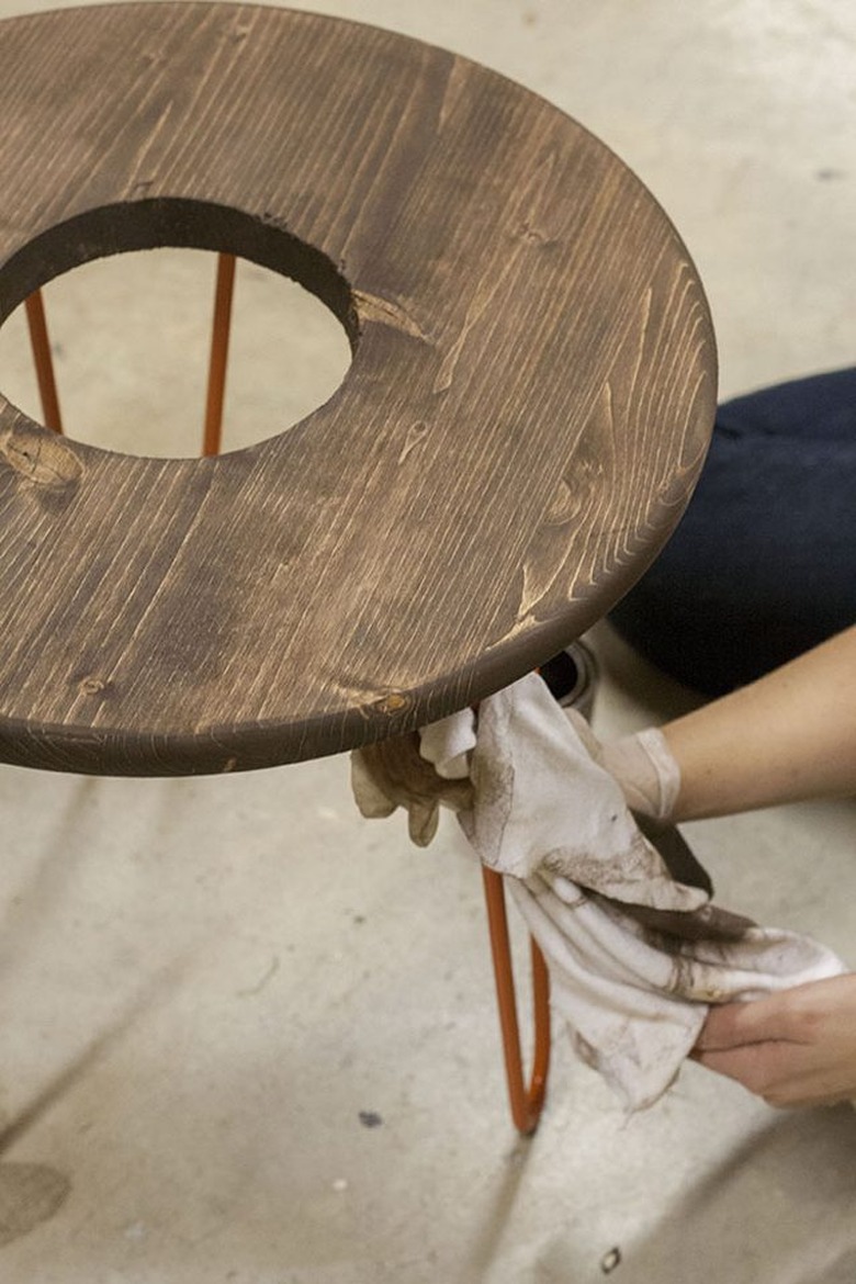 DIY Modern Planter/Side Table Tutorial