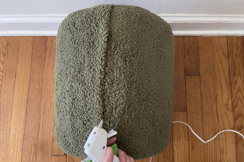 Hot gluing the seam closed