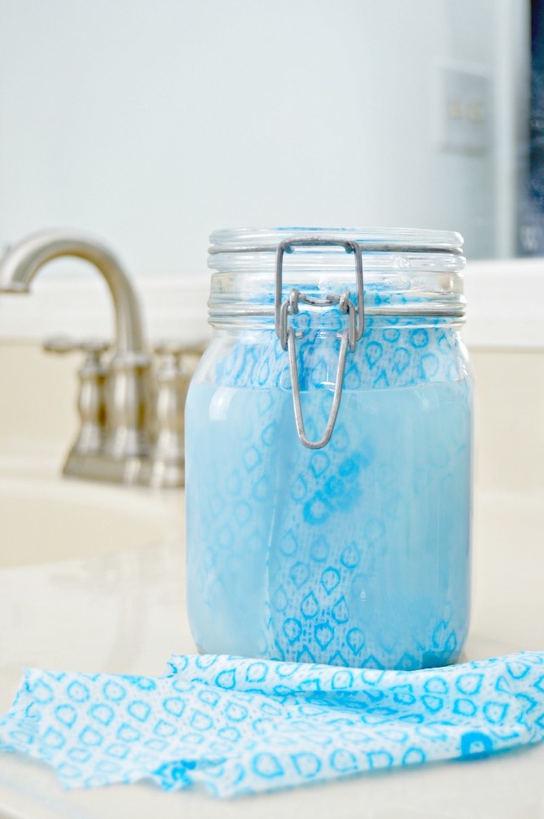 DIY Bathroom cleaning cloths