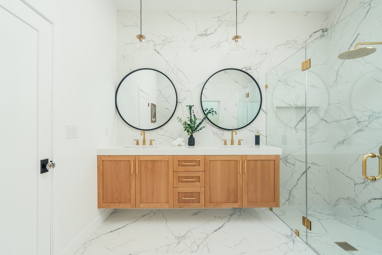Bathroom with marble walls