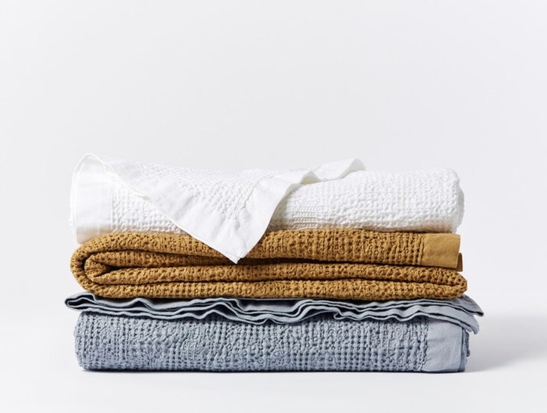 Coyuchi Reyes Organic Waffle Blanket