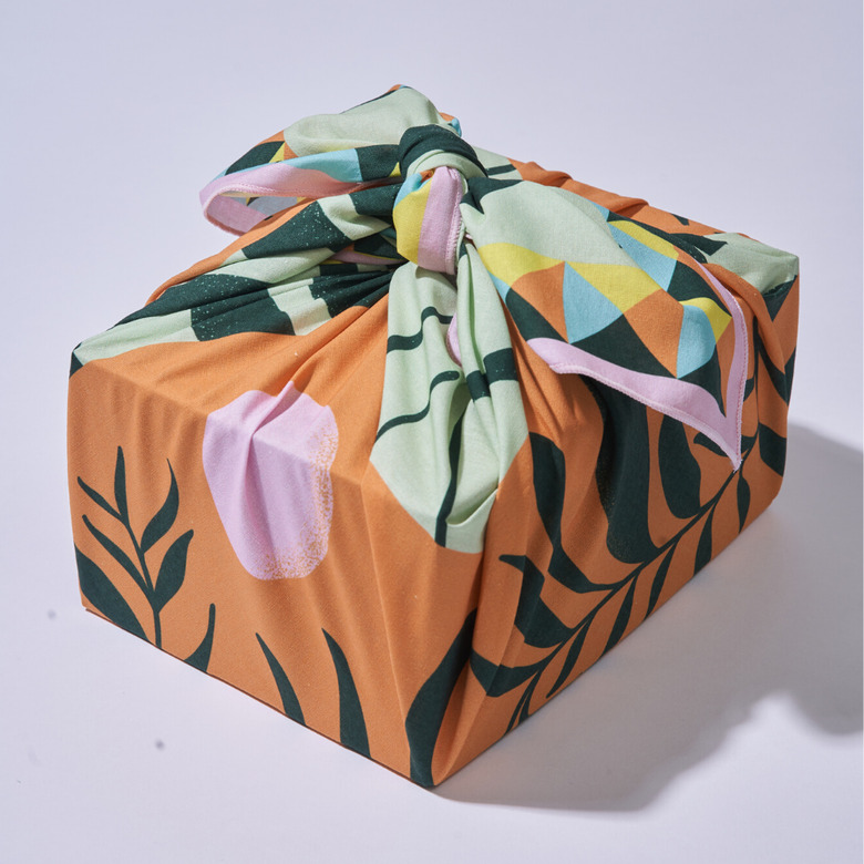 Eco-Friendly Gift Wrap