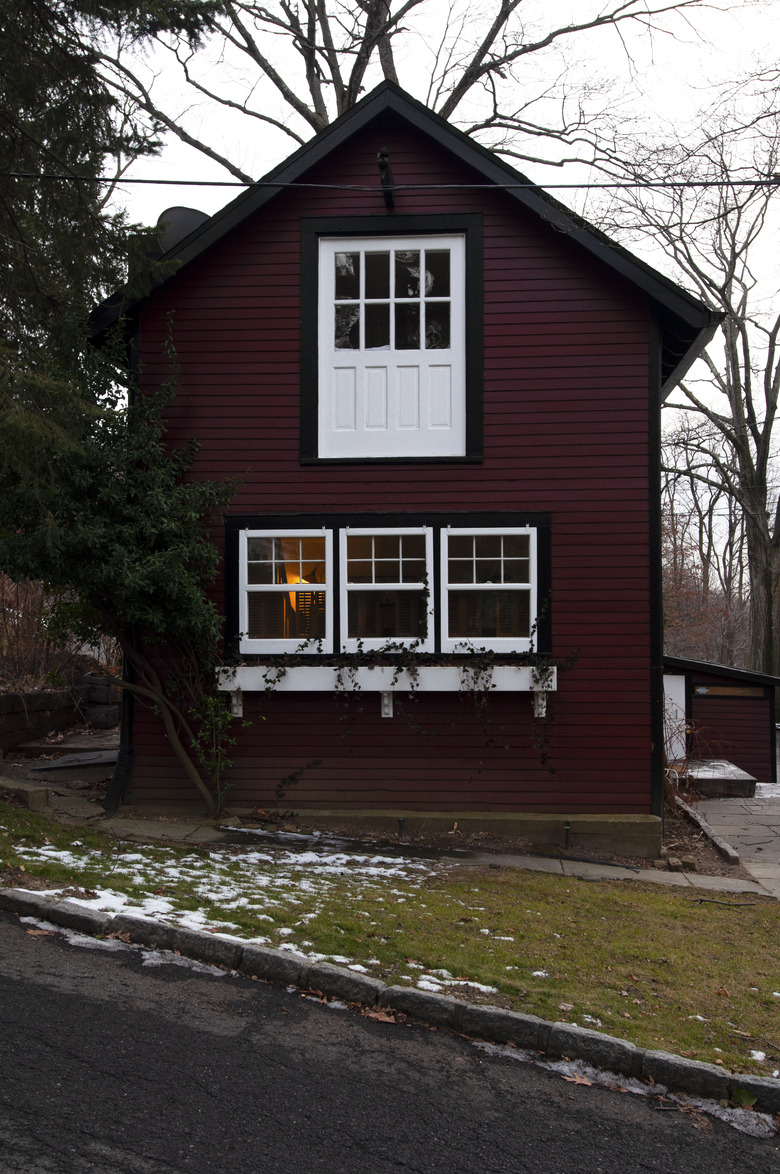 1700s coverted barn in winter