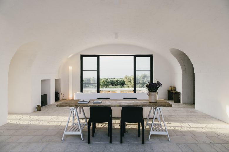 Masseria Moroseta lounge.