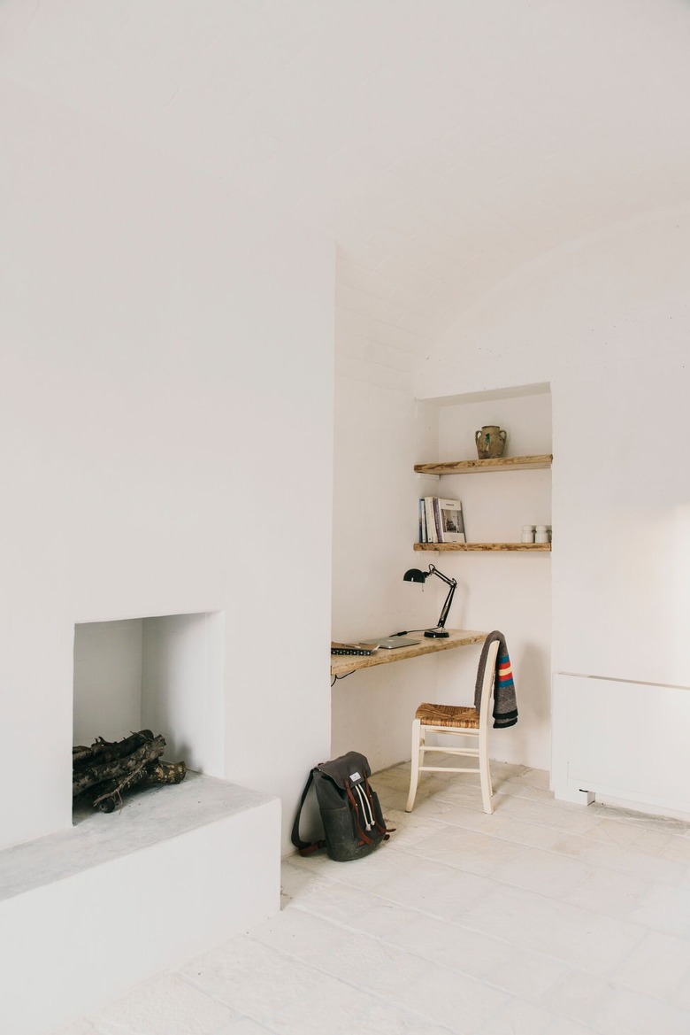 Masseria Moroseta alcove.