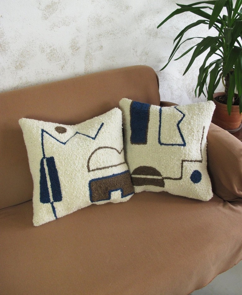 itoitoitoitoito Tufted Throw Pillow Case Set