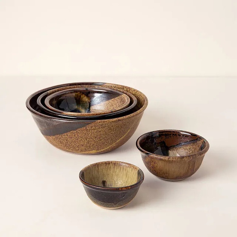 Nesting Serving Bowls