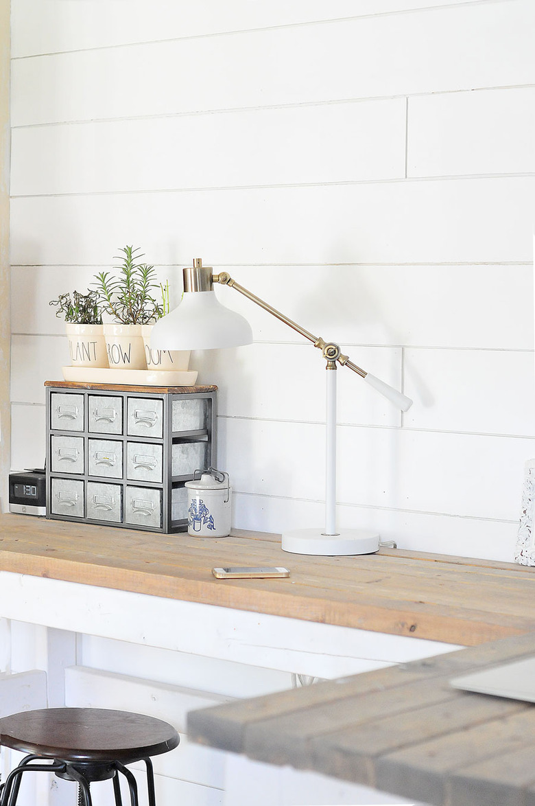 farmhouse DIY idea with white shiplap wall in farmhouse home office