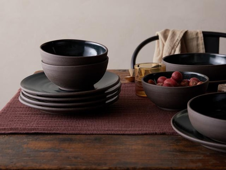 dark colored dinnerware