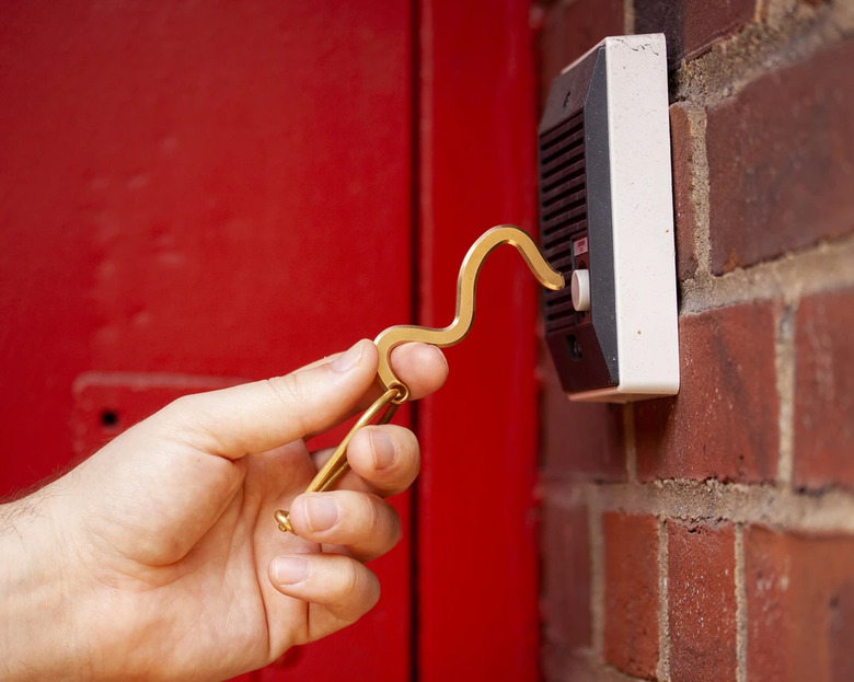 curved metal handheld device