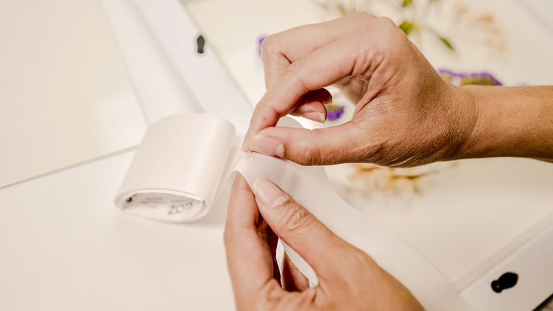 Framed Pressed Flowers DIY